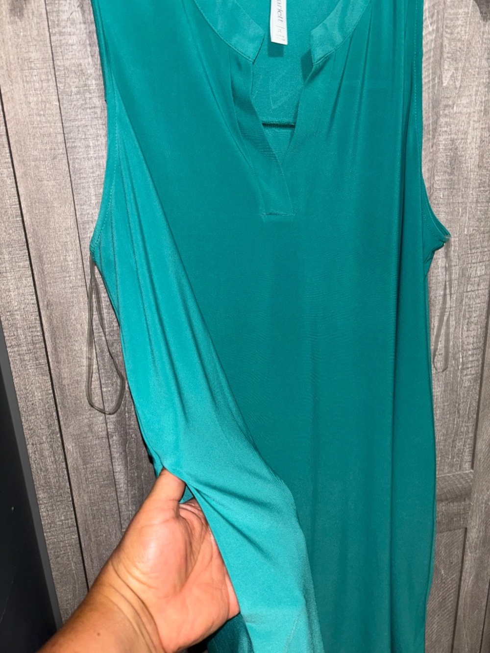 Set of 2 Dear Scarlett Sleeveless Wrinkle Free Lizzy Dresses 2X - Picture 4 of 9